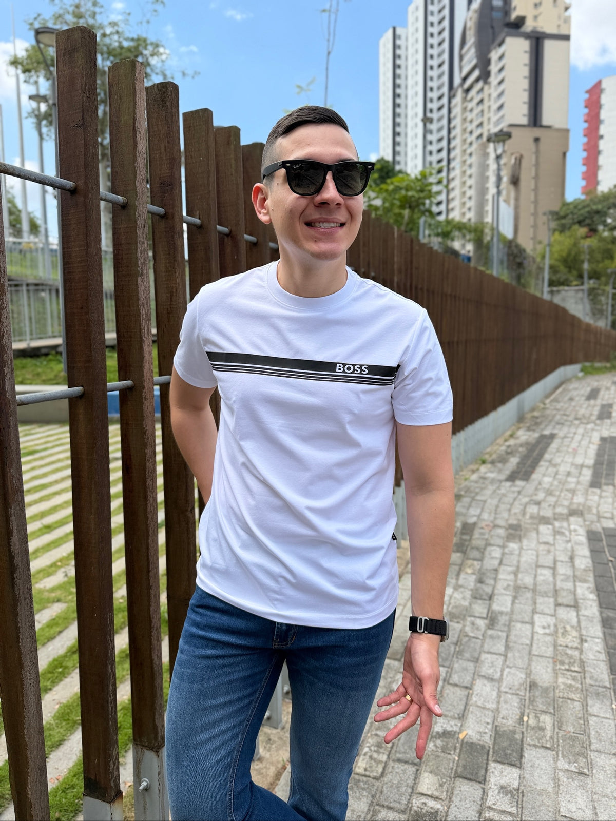 Camiseta BS Blanca Líneas