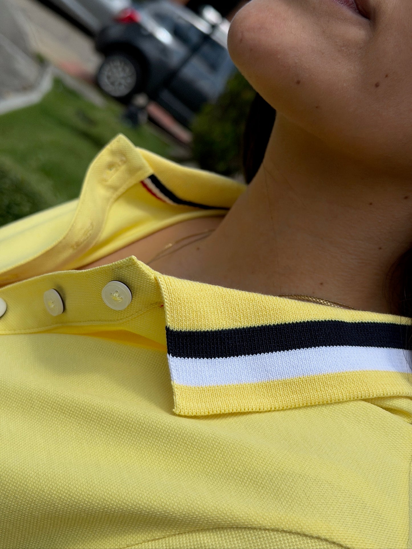 Polo De Dama Tommy Hilfiger Botones Amarillo