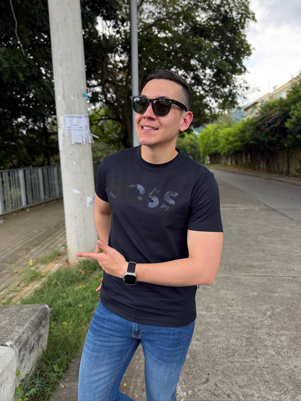 Camiseta HB Azul Oscura