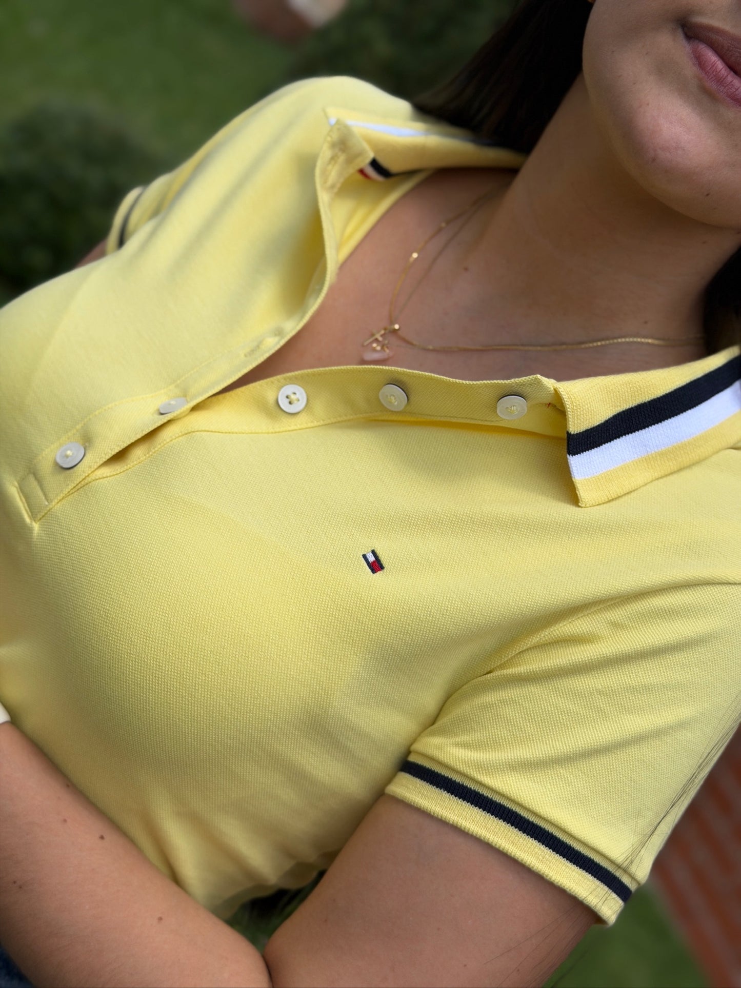Polo De Dama Tommy Hilfiger Botones Amarillo